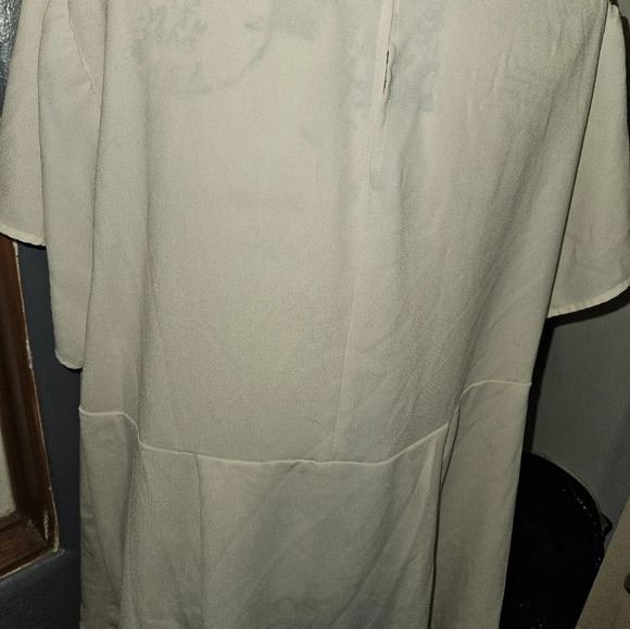 Lane Bryant Womans Short Sleeve White Blouse Size 22/24 - Picture 10 of 12